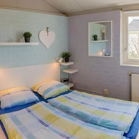 Prázdninový dům 032 *