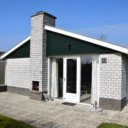 032 Prázdninový dům